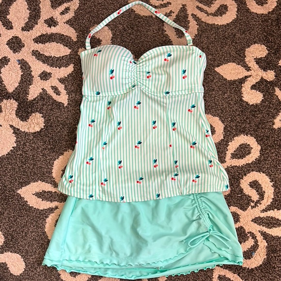 crown & ivy Other - 🎀DONATED🎀 Swim Set